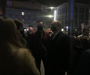 Strajk kobiet w Sosnowcu. Tłumy na ulicach! Wsparcie karetek, medyków i taksówkarzy