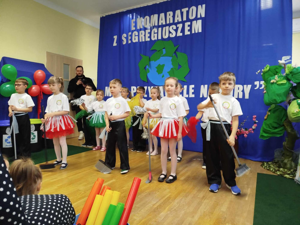 Program jest częścią projektu „EKOmaraton Siedlce z Segregiuszem” promującego edukację ekologiczną wśród najmłodszych poprzez zabawę