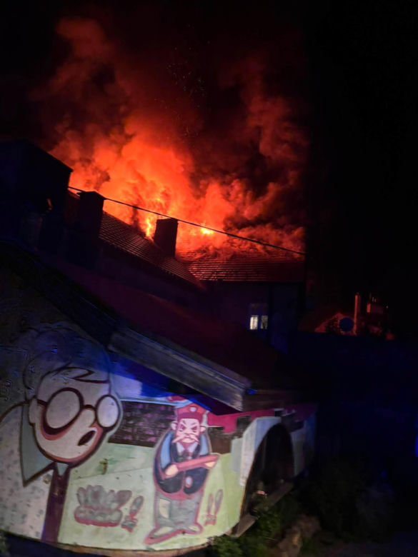 Tragiczna noc w Dusznikach-Zdroju. Ponad 10 zastępów w akcji, nie żyje jedna osoba!