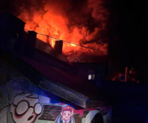 Tragiczna noc w Dusznikach-Zdroju. Ponad 10 zastępów w akcji, nie żyje jedna osoba!