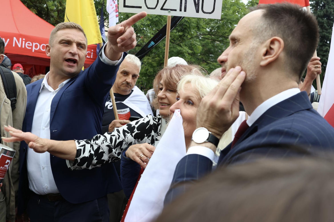 Karol Nawrocki prezydentem. Tłumy pod Sejmem