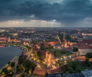 Kraków niczym Las Vegas. Takich zdjęć nocnego miasta jeszcze nie widziałeś