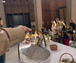 Marta Manowska ze święconka