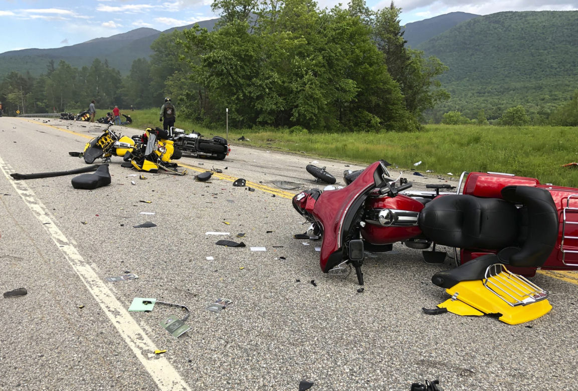Pick-upem zabił 7 motocyklistów