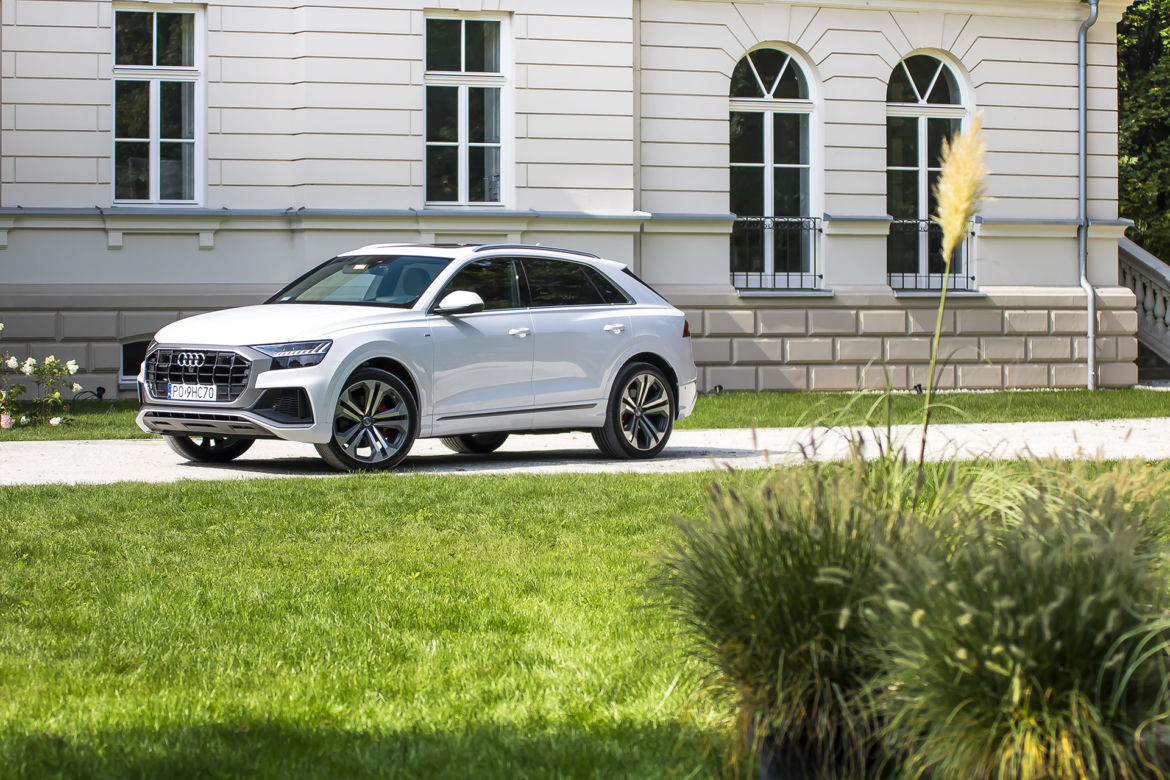 Audi Q8 50 TDI quattro tiptronic 