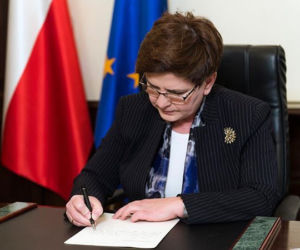 ODPOWIEDŹ PREMIER SZYDŁO.