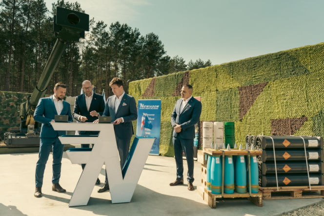 Produkcja amunicji 155 mm w Polsce nabiera tempa. Niewiadów PGM i czeska Explosia podpisują umowę