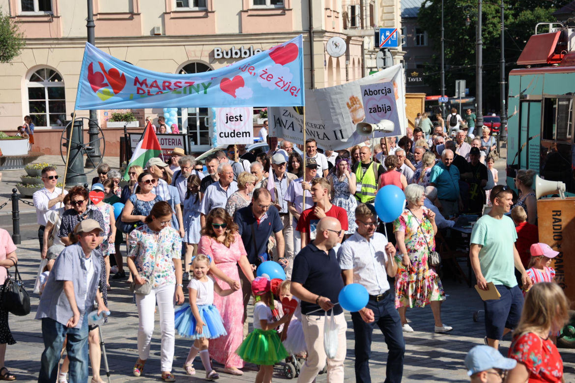 Marsz dla Życia i Rodziny 2024 w Dzień Matki przeszedł przez centrum Lublina