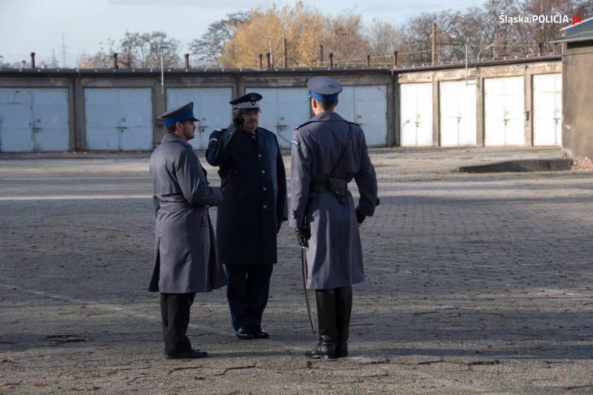 Nowi policjanci w śląskim garnizonie. Złożyli ślubowanie