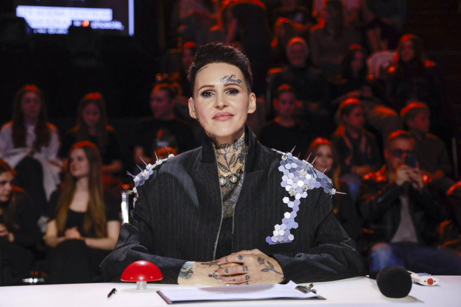 Tak na początku kariery wyglądała Agnieszka Chylińska. Z mrocznej rockmanki w ikonę stylu