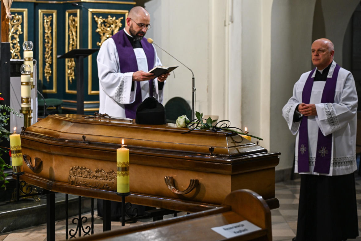 Pożegnanie ks. Stanisława, który zginął z rąk nożownika. Wzruszające słowa