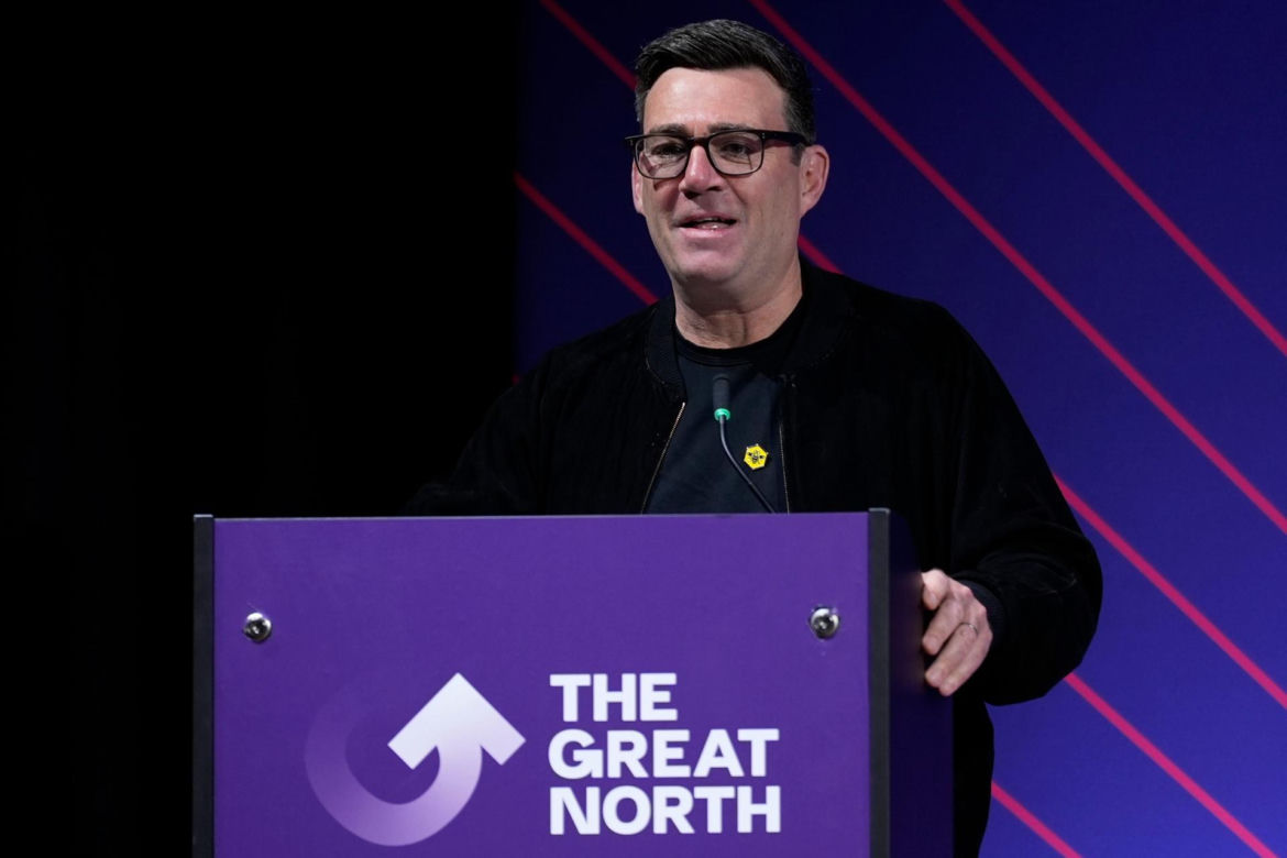 Andy Burnham został w poniedziałek 59. premierem Wielkiej Brytanii - potwierdził Pałac Buckingham