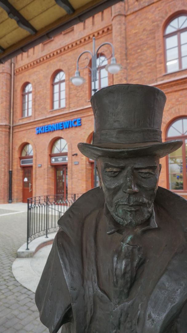 Dworzec w Skierniewicach po modernizacji
