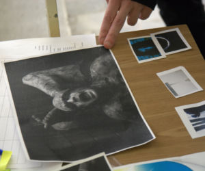 Nowi studenci poznawali miasteczko akademickie. Gra miejska z filmem w tle