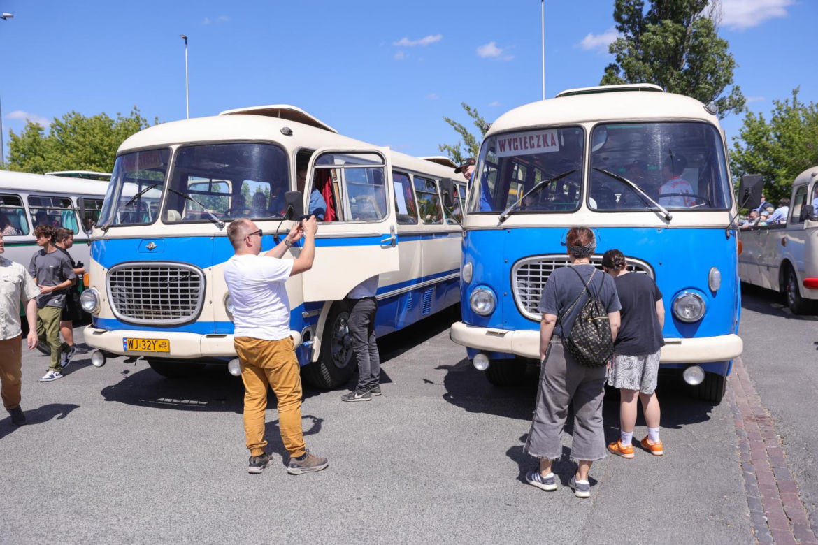 Parada Zabytkowych Autobusów 