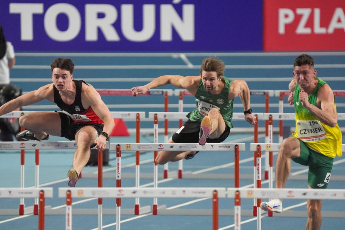 Halowe Mistrzostwa Polski 2025 w Arenie Toruń. Zdjęcia kibiców z trybun i sportowców