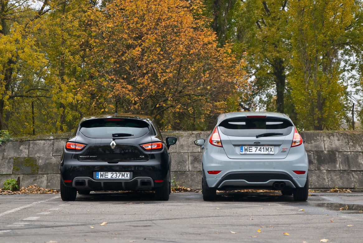 Ford Fiesta ST200 Renault Clio RS Trophy
