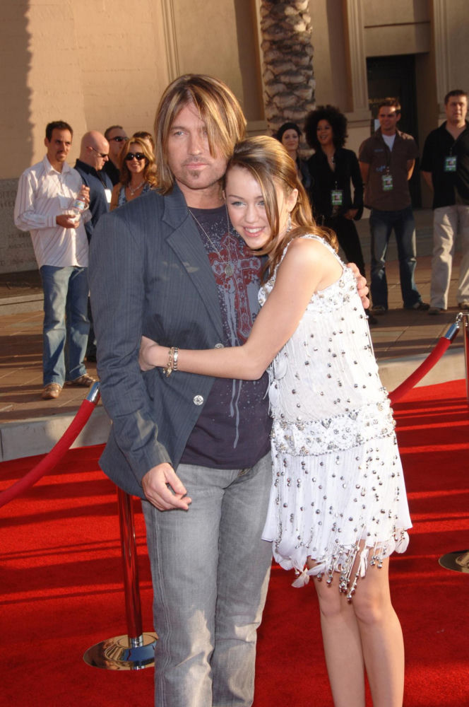 12-latka urodziła gwiazdę muzyki? Wypłynął szokujący pozew