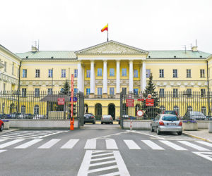 Urzędnicy wystawili bezrobotnych do wiatru