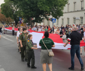 „Cześć i chwała bohaterom!”. Siedlczanie spotkali się w centrum miasta, by uczcić 82. rocznicę wybuchu Powstania Warszawskiego