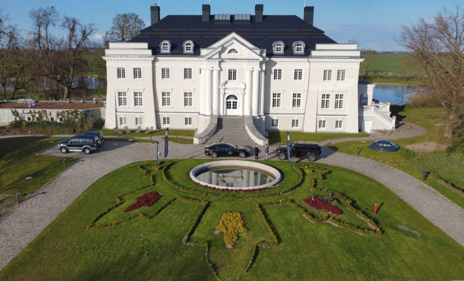 Pałac Komierowo