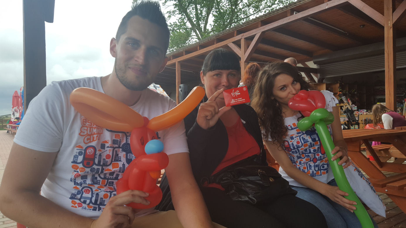 ESKA Summer City w parku dinozaurów