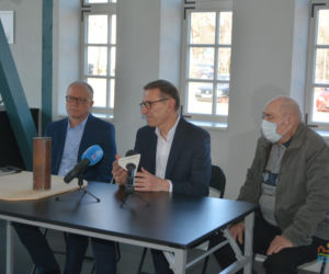 W Olsztynie znaleziono KAPSUŁĘ CZASU. Co skrywała w środku? [ZDJĘCIA]