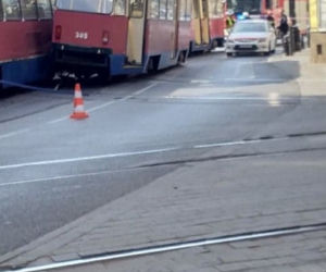 Zderzenie dwóch tramwajów w centrum Bydgoszczy! [ZDJĘCIA]