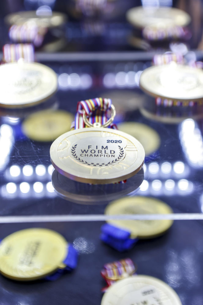 Bartosz Zmarzlik i inni na gali Vivy