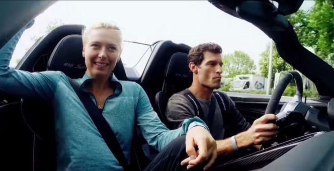 Maria Szarapowa i Mark Webber w Porsche 918 Spyder