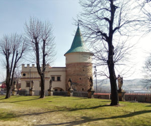 To najpiękniejsze miasto w Małopolsce. Jest porównywane do Krakowa, kiedyś było uznawane za stolicę Polski