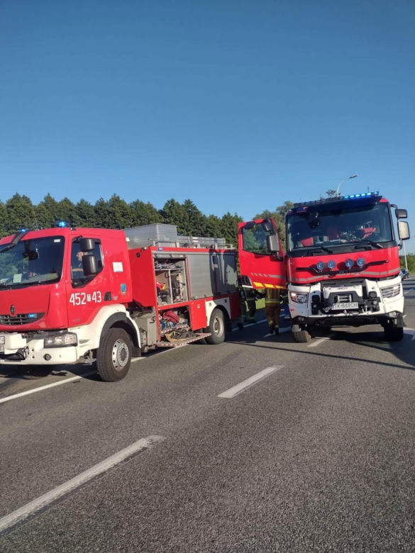 Tragedia na DK9 w Ostrowcu Świętokrzyskim. W zderzeniu aut zginął 70-letni kierowca
