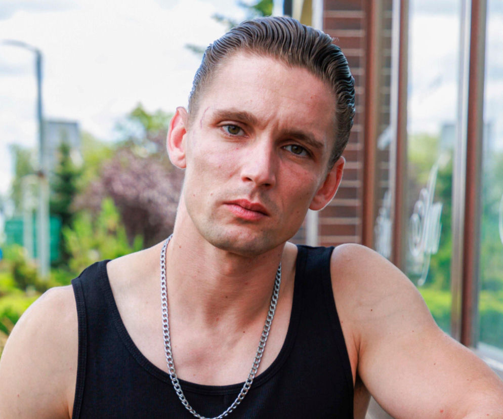 Filip Gurłacz zdradza sekrety serialu Dzielnica strachu. Zrobi się... romantycznie