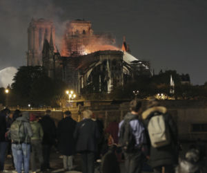 pożar katedry Notre-Dame w Paryżu (15.04.2019)