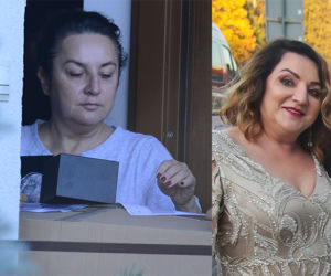 Przybita Danuta Martyniuk bez makijażu odbiera przesyłkę od synowej