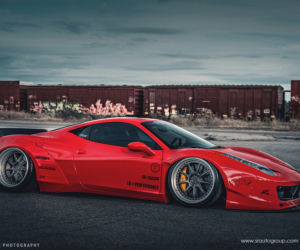 Ferrari 458 Italia po tuningu Liberty Walk Performance