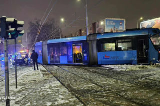 Wrocław. Pościg i wypadek z udziałem tramwaju