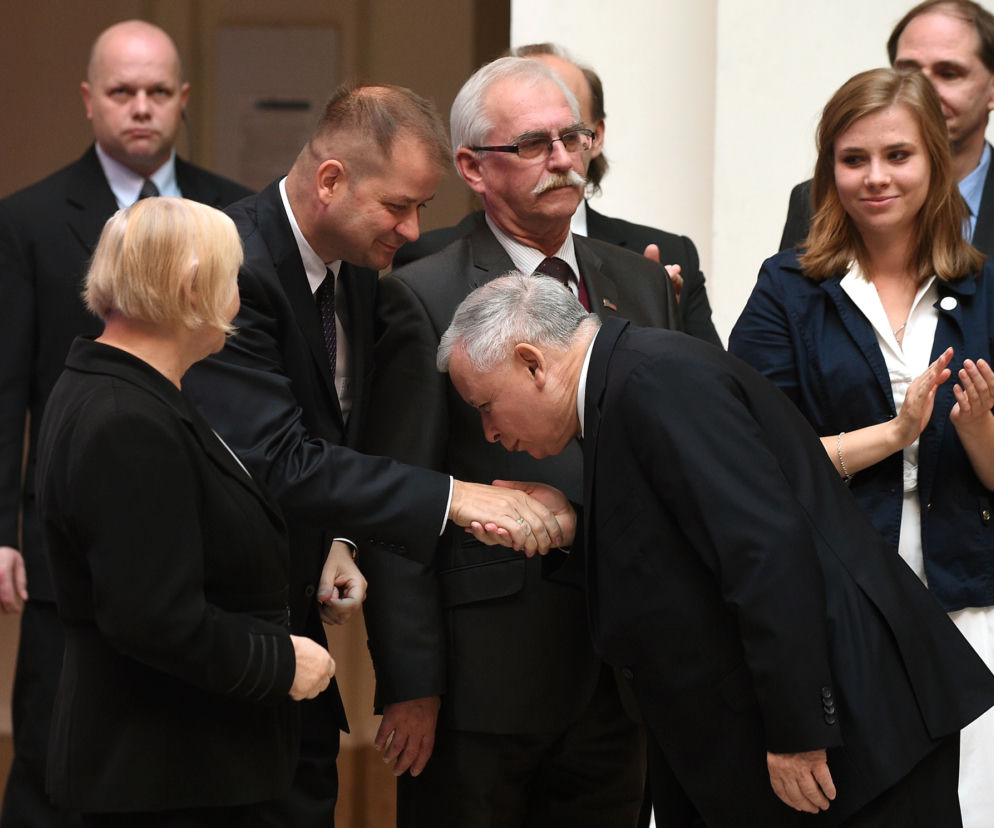 Milioner wozi kaczyńskiego