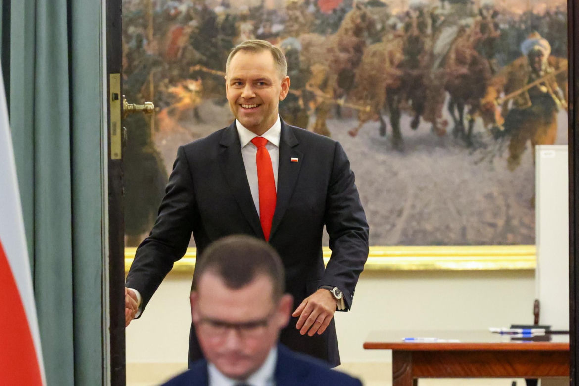 Iskrzy między Donaldem Tuskiem a Karolem Nawrockim