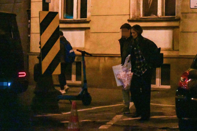 Anna Lewandowska parkuje na zakazie