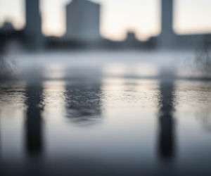 Pożar pustostanu pod Wrocławiem. Tragiczne odkrycie w zgliszczach budynku?