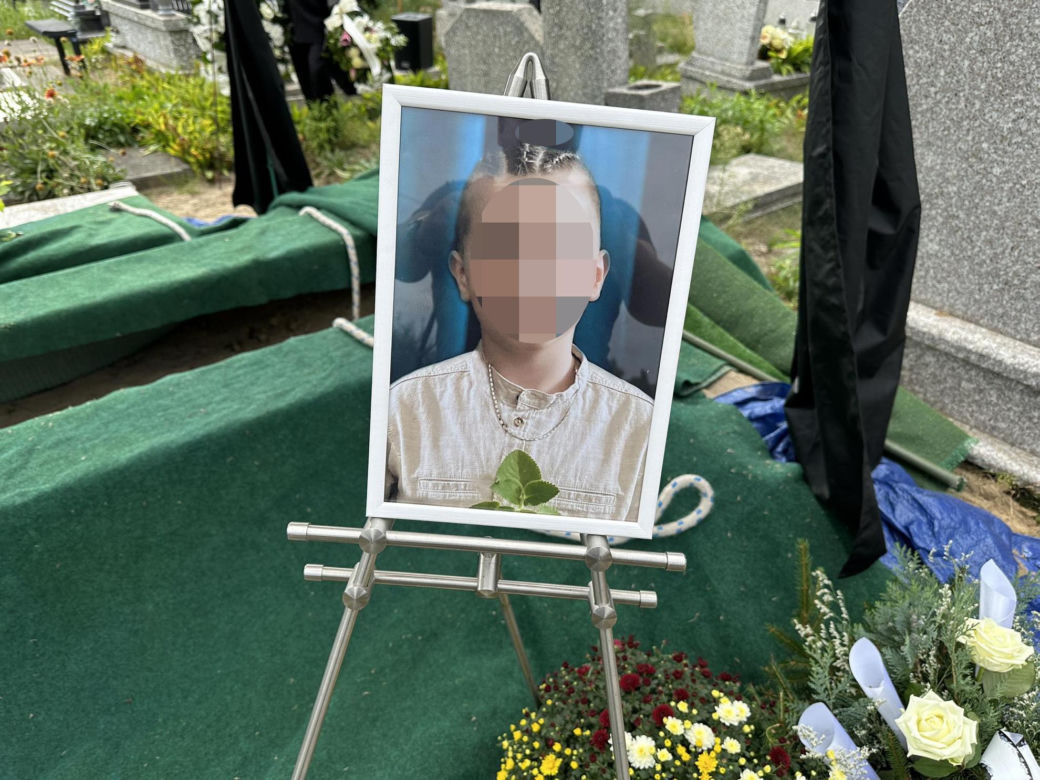 Timi utonął w jeziorze. Pogrzeb 10-latka