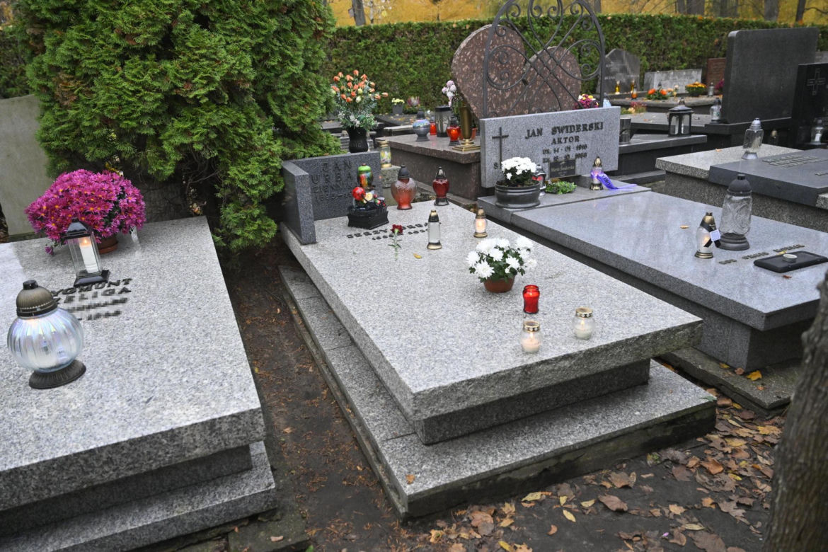 Tak wygląda grób Jerzego Urbana