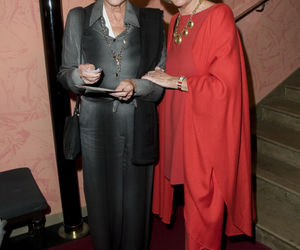 Słynne bliźniaczki nie żyją. Zmarły razem w swoim domu tańcząc i śpiewając