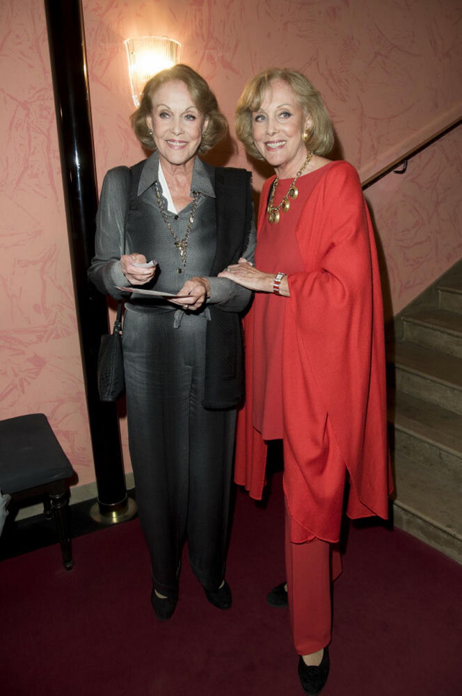 Słynne bliźniaczki nie żyją. "Zmarły razem w swoim domu tańcząc i śpiewając"