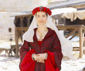 Baby boom w polskim show-biznesie. Gwiazda seriali TVP pokazała ciążowe krągłości