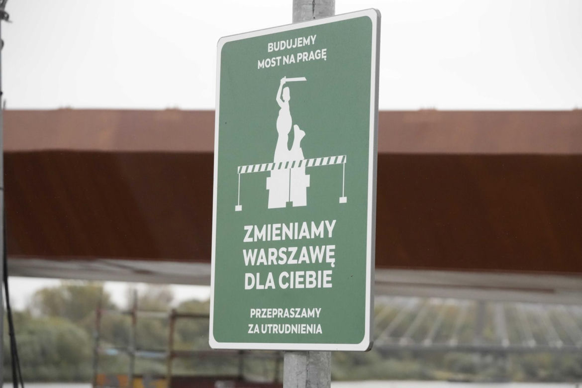 Nowy most nad Wisłą połączył dwa brzegi Warszawy! Są już wszystkie elementy