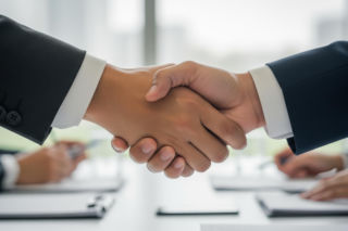 Sikorski rozmawia z Ukraińcami. Czy pokój jest naprawdę na horyzoncie?