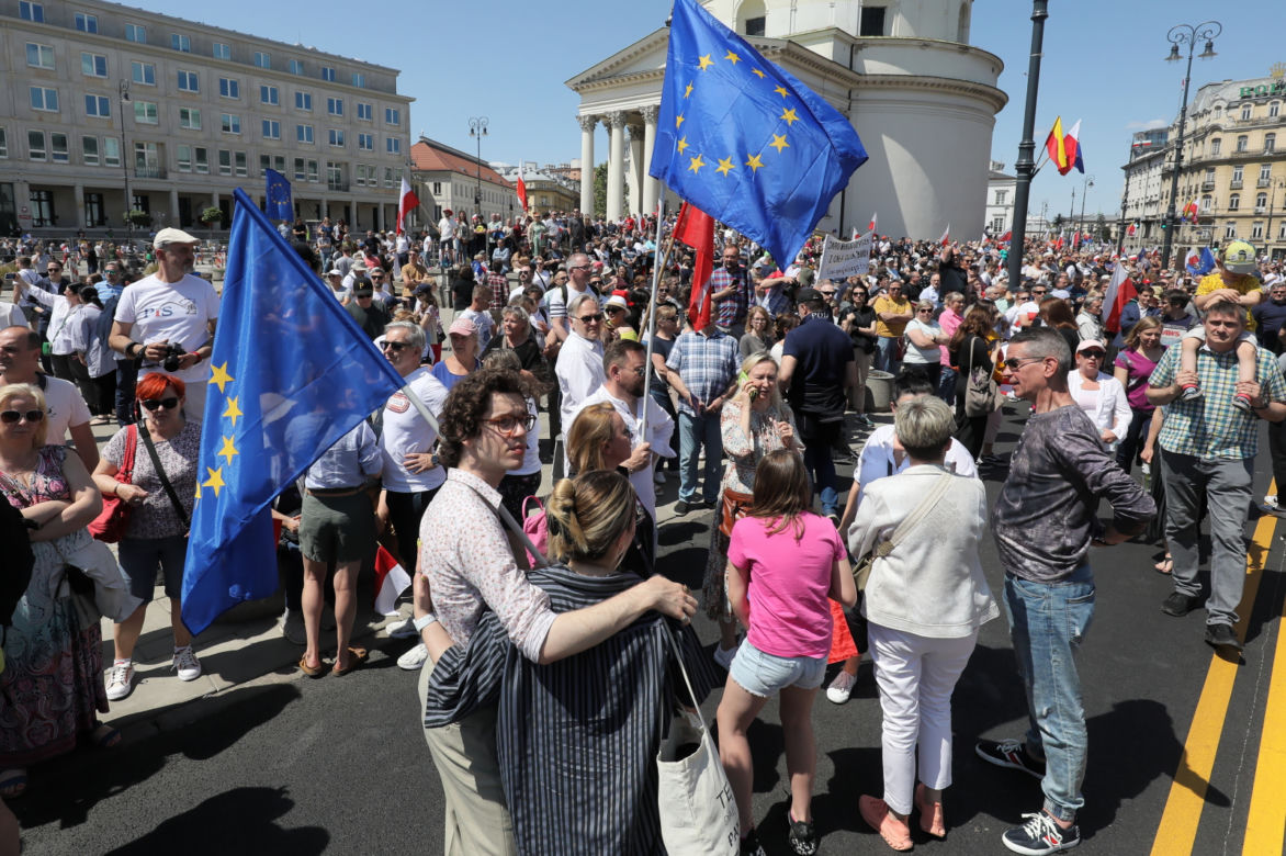 Marsz 4 czerwca w Warszawie - tłumy na ulicach stolicy!