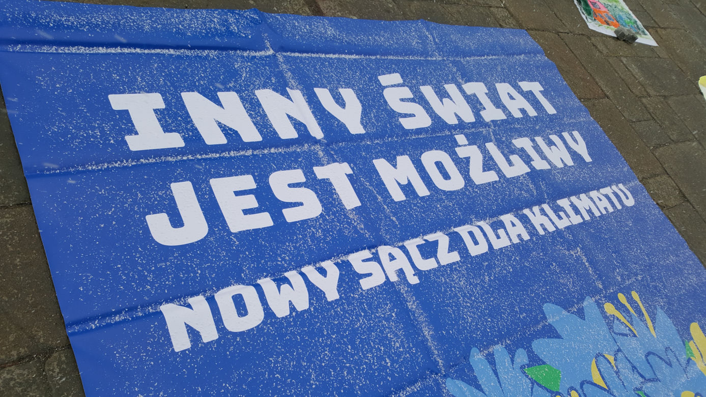 Happening Młodzieżowego Strajku Klimatycznego w Nowym Sączu